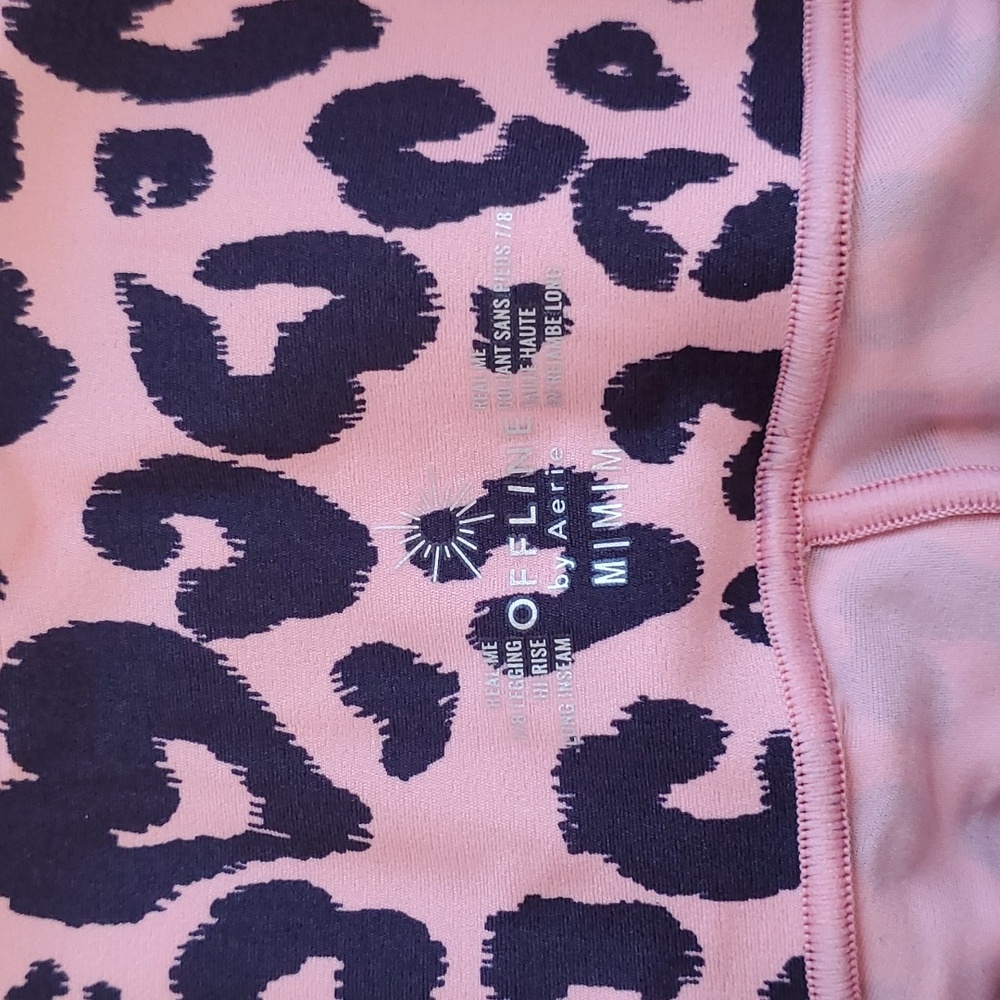 OFFLINE By Aerie Real Me High Waisted Twist Legging, Size M - Picture 11 of 11